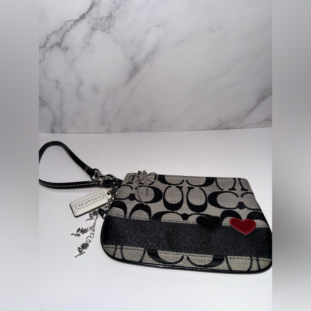 Coach Signature Monogram Wristlet – Customized Rose & Heart 🌹